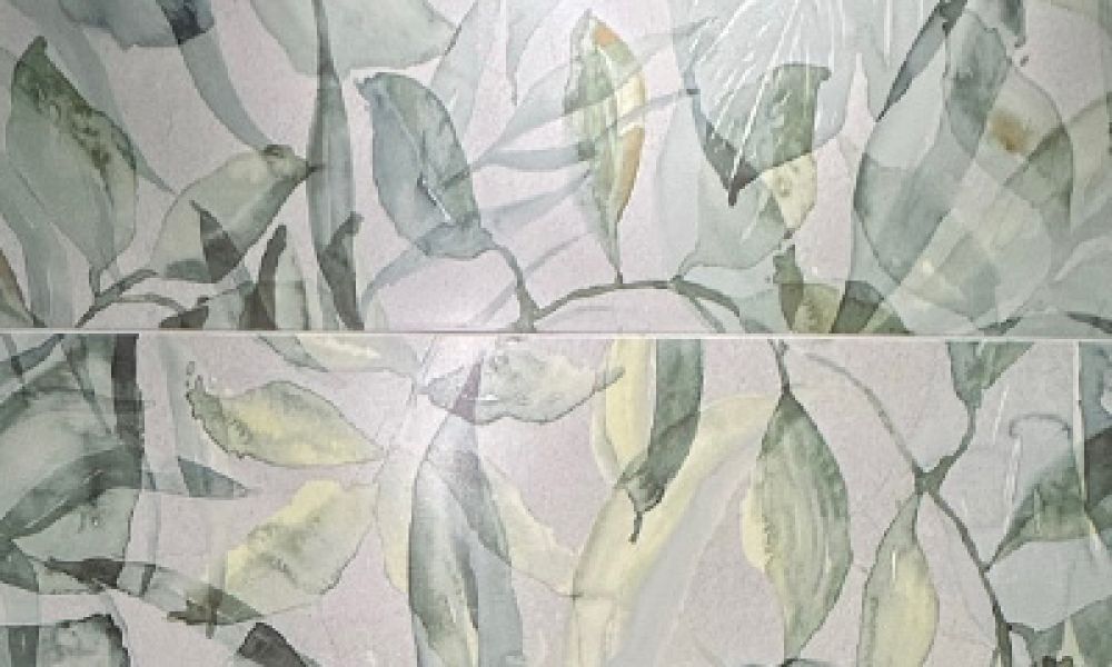 Dekorfliesen mit Aquarell-Blättermotiv in Grün- und Grautönen